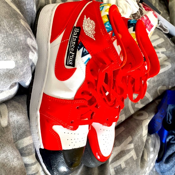 Nike shoes professionally made into curling shoes. Worn 1/2 a season. - Picture 1 of 6